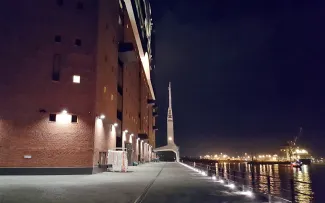 Elbphilharmonie bei Nacht