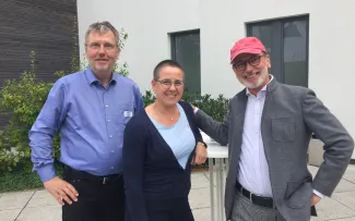 Gemeinsam für eine klimagerechte Zukunft aktiv: SOLOCLIM-Projektkoordinatorin Sanda Lenzholzer mit Herbert Dreiseitl und Dieter Schenk. Soloclim Teilnehmer